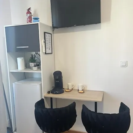 Hometake Apartment